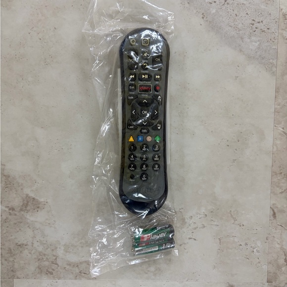 Xfinity XR2 TV Remote - Picture 1 of 3